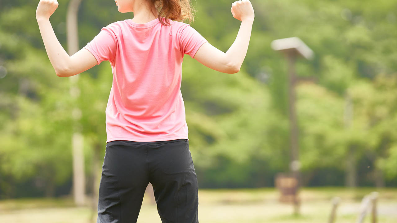 おしゃれなトレーニングウェアを探そう レディースのかわいい上下セットや大きいサイズなども紹介