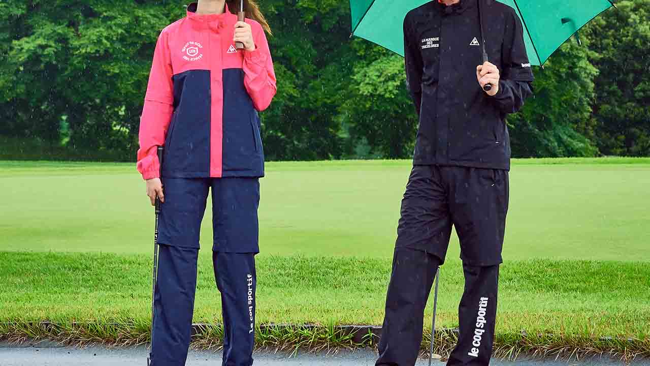 雨の日のゴルフにおすすめの服装は？選び方のポイントと人気レイン