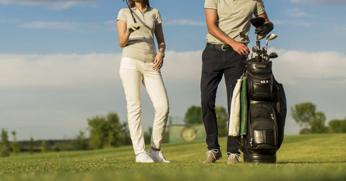 人気のゴルフウェアは おすすめブランドのおしゃれコーデ メンズ レディース