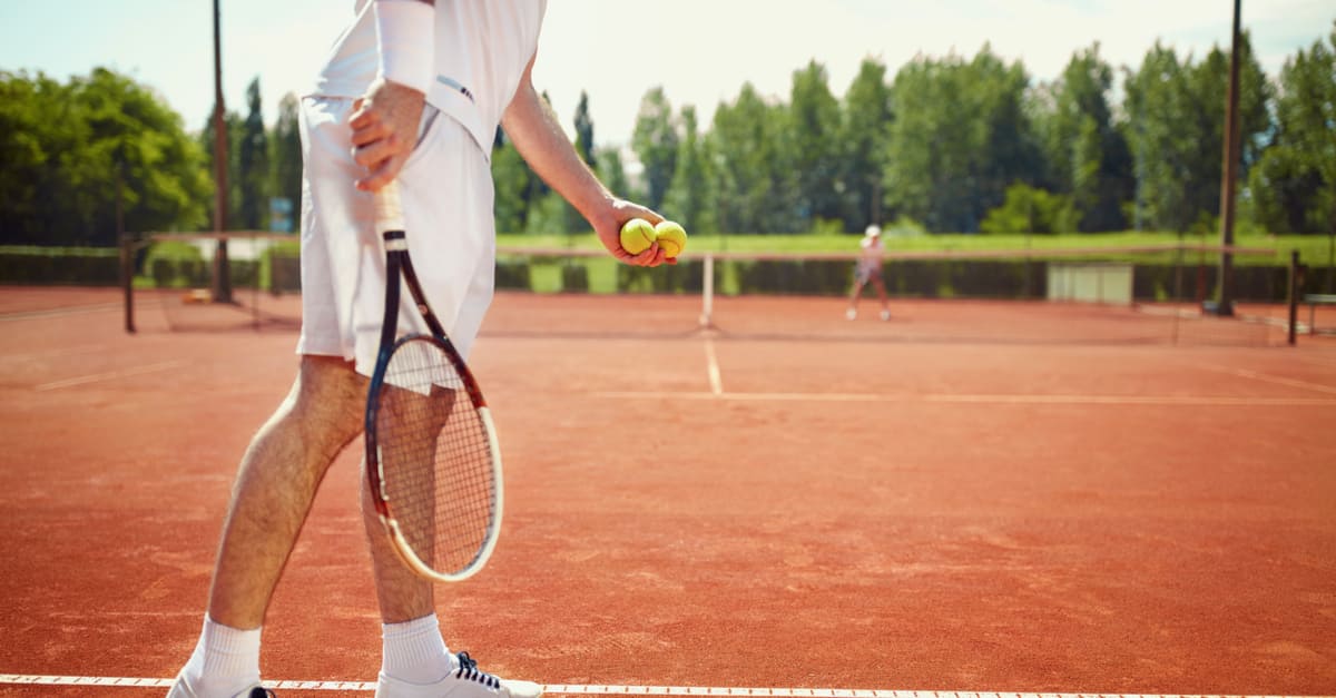 テニスウェアの規定とは 試合で使える人気のウェア ゲームシャツ