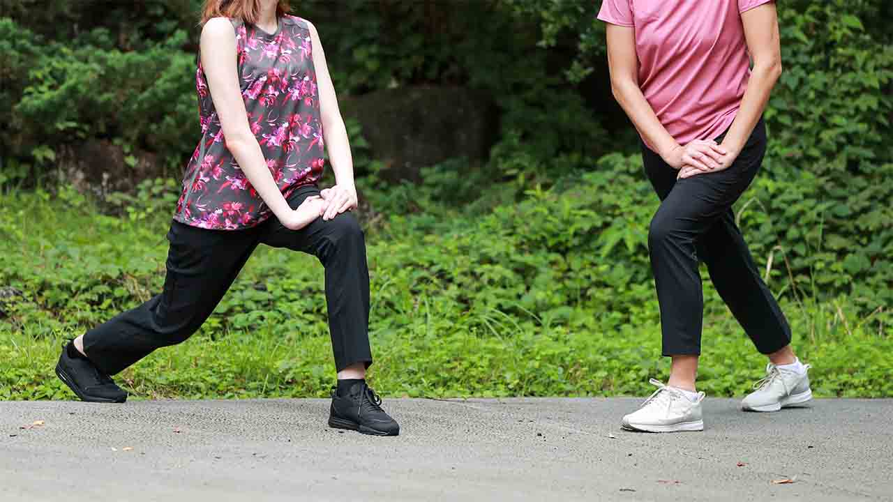 ストレッチ性が高くて 動きやすい おすすめ スポーツ美脚パンツ