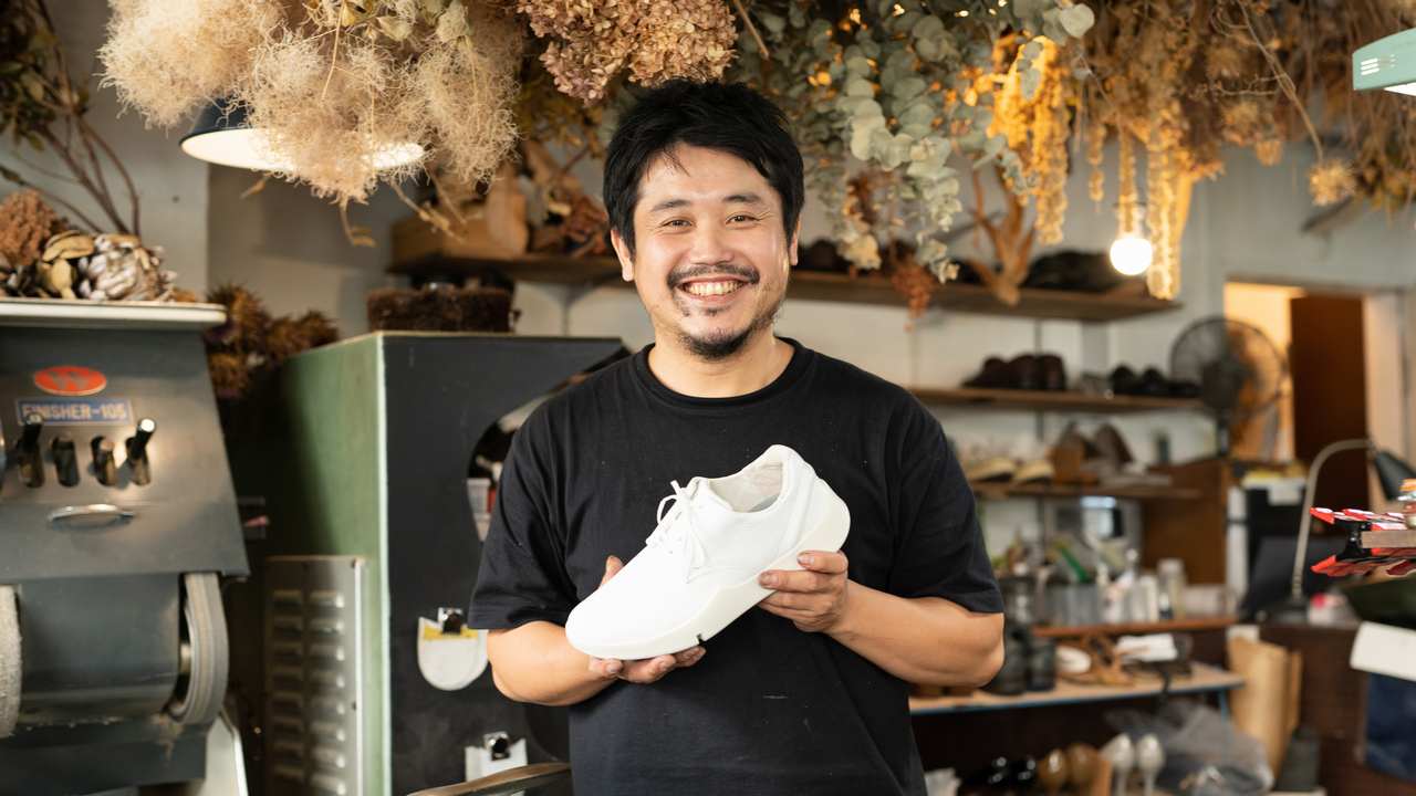 靴職人 五宝賢太郎氏が語る クラフテッド スニーカー と メンズシューズのこれから