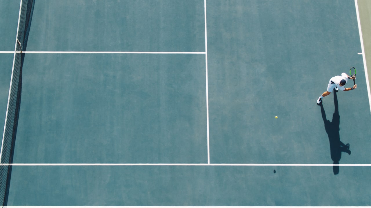 テニスウェアの選び方 メンズ用ゲームシャツの服装は