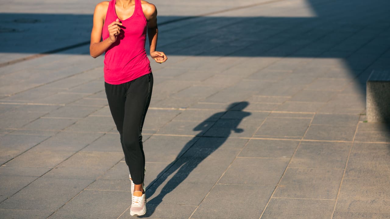 レディース用ランニングウェアの基本的な服装とインナーを着るのがおすすめの理由 レディース用ランニングウェアの基本的な服装とインナーを着るのがおすすめの理由