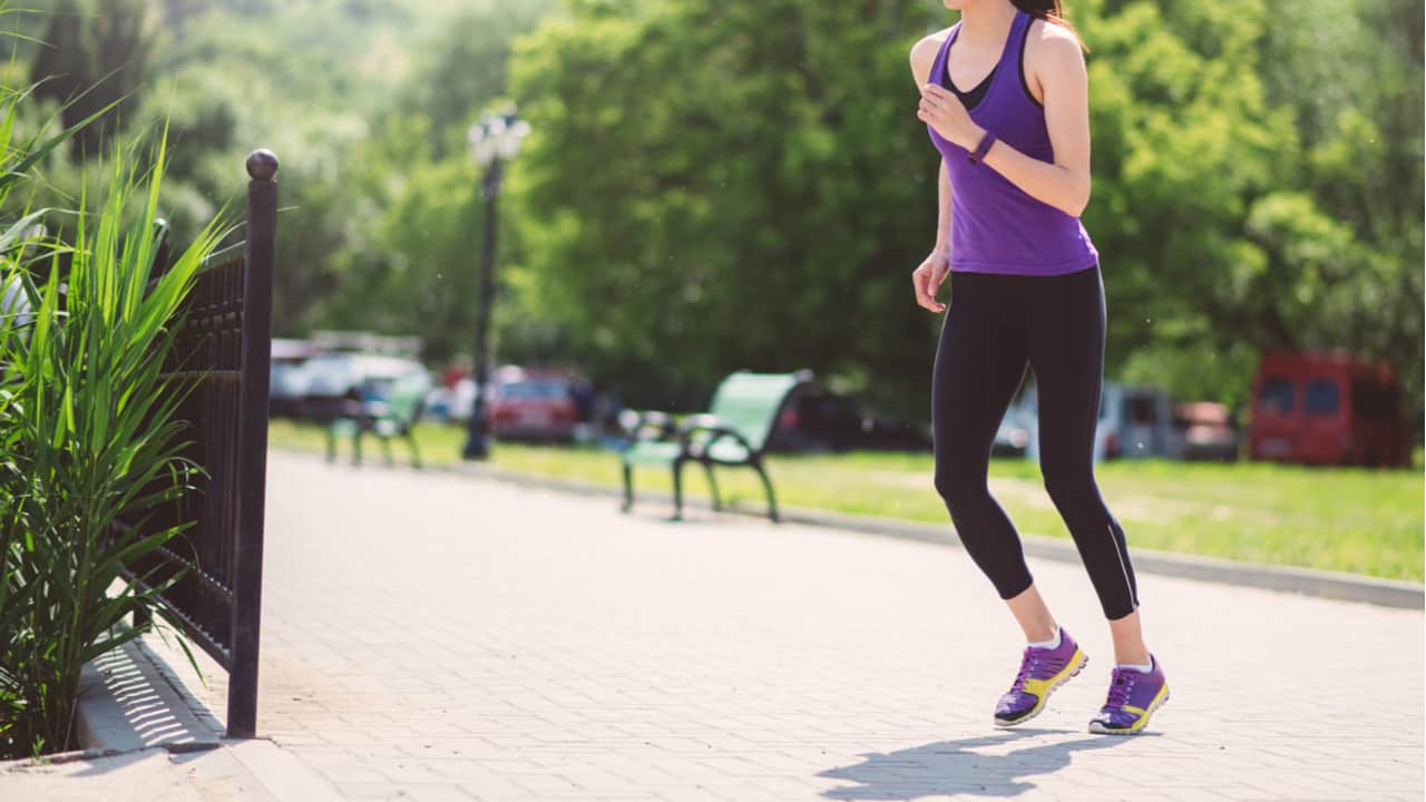 夏のランニングウェアでおすすめの素材は 特徴や選び方を紹介