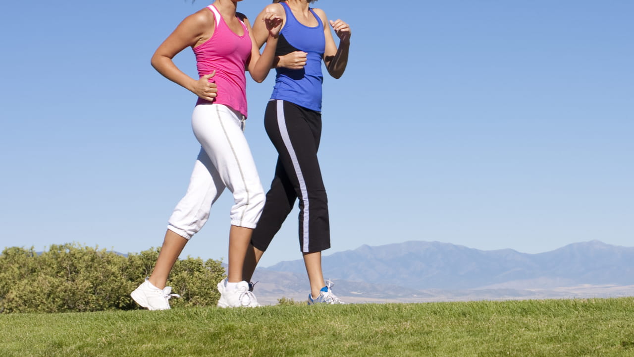 夏のウォーキングウェアのおすすめは 重要なポイントや注意点