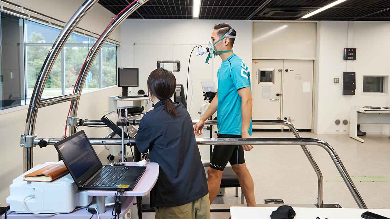 コンプレッションウェアでランニングタイツがきついと感じる悩みを解消 その効果にも