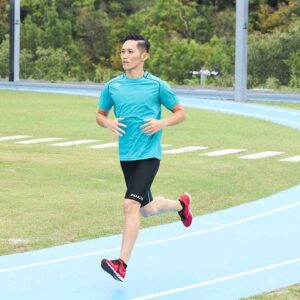 ランニングウェアの選び方は おすすめのレディース上下セットや初心者に必要なグッズとは ランニングウェアの選び方は おすすめのレディース上下セットや初心者に必要なグッズとは