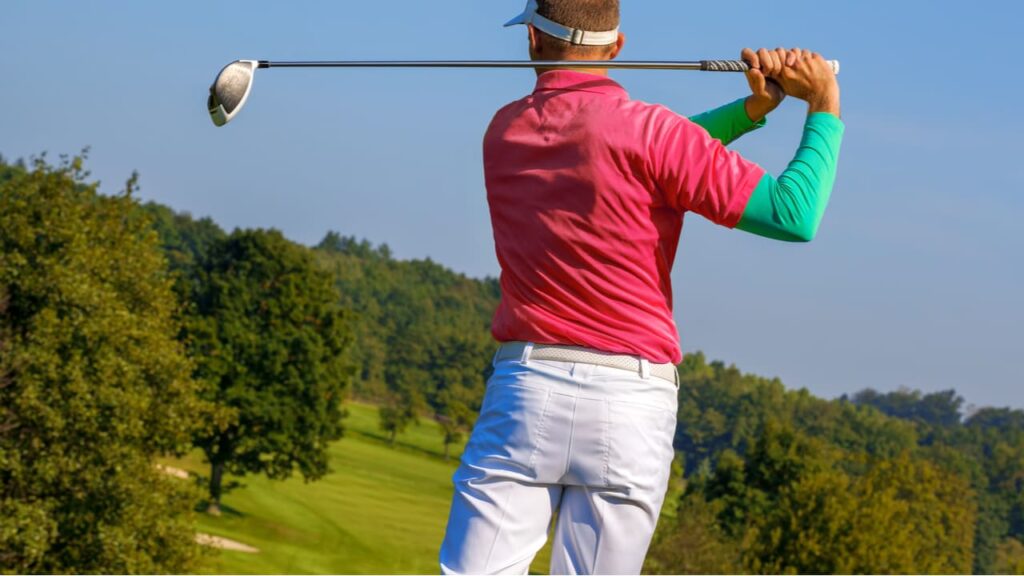メンズゴルフウェアはインナー選びが重要 夏の暑さ 熱中症対策におすすめのインナーは