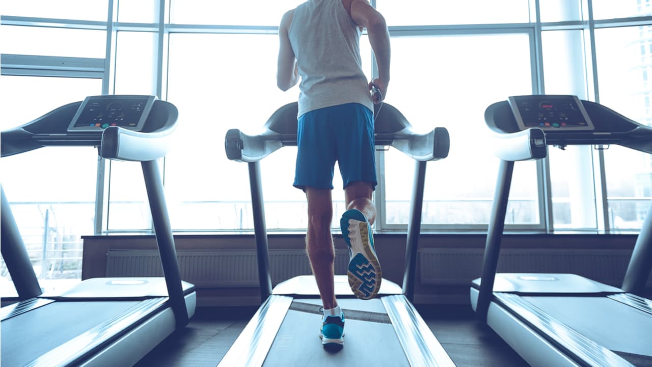 メンズトレーニングウェアのおしゃれなブランドは おすすめの着こなし方 メンズトレーニングウェアのおしゃれなブランドは おすすめの着こなし方
