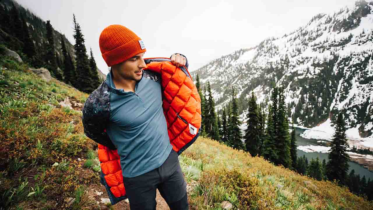 メンズ用アウトドアウェアの種類や選び方 おしゃれな着こなしとは