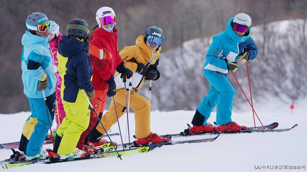 デサントのスキーウェアはおしゃれだけじゃない！技術選でも着用された 