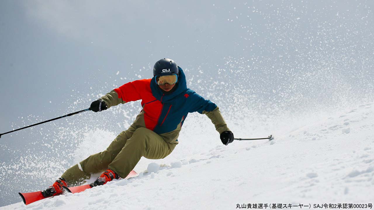 DESCENTE　スキーウエア