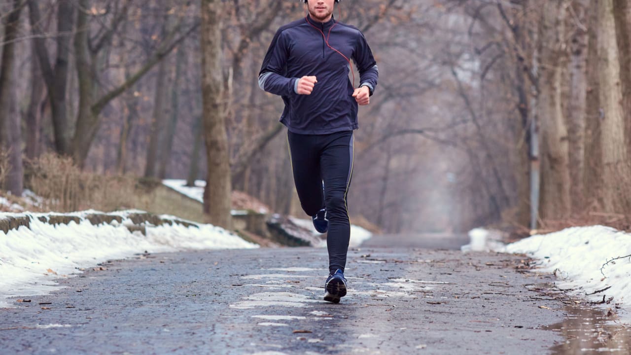 冬に人気のランニングウェアコーデとおすすめのブランドは