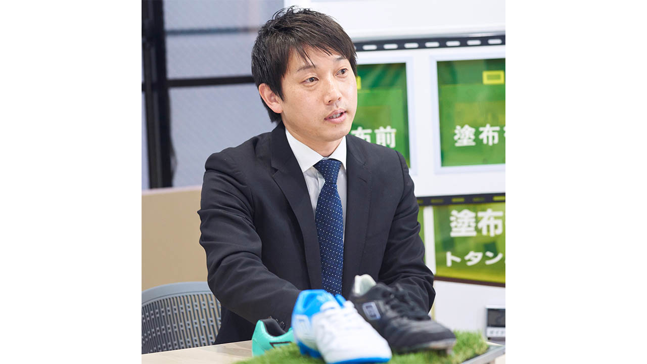 足裏革命 アンブロスパイクが人工芝の熱から足裏を守る Gaina共同開発秘話 特別対談 足裏革命 アンブロスパイクが人工芝の熱から足裏を守る Gaina共同開発秘話 特別対談