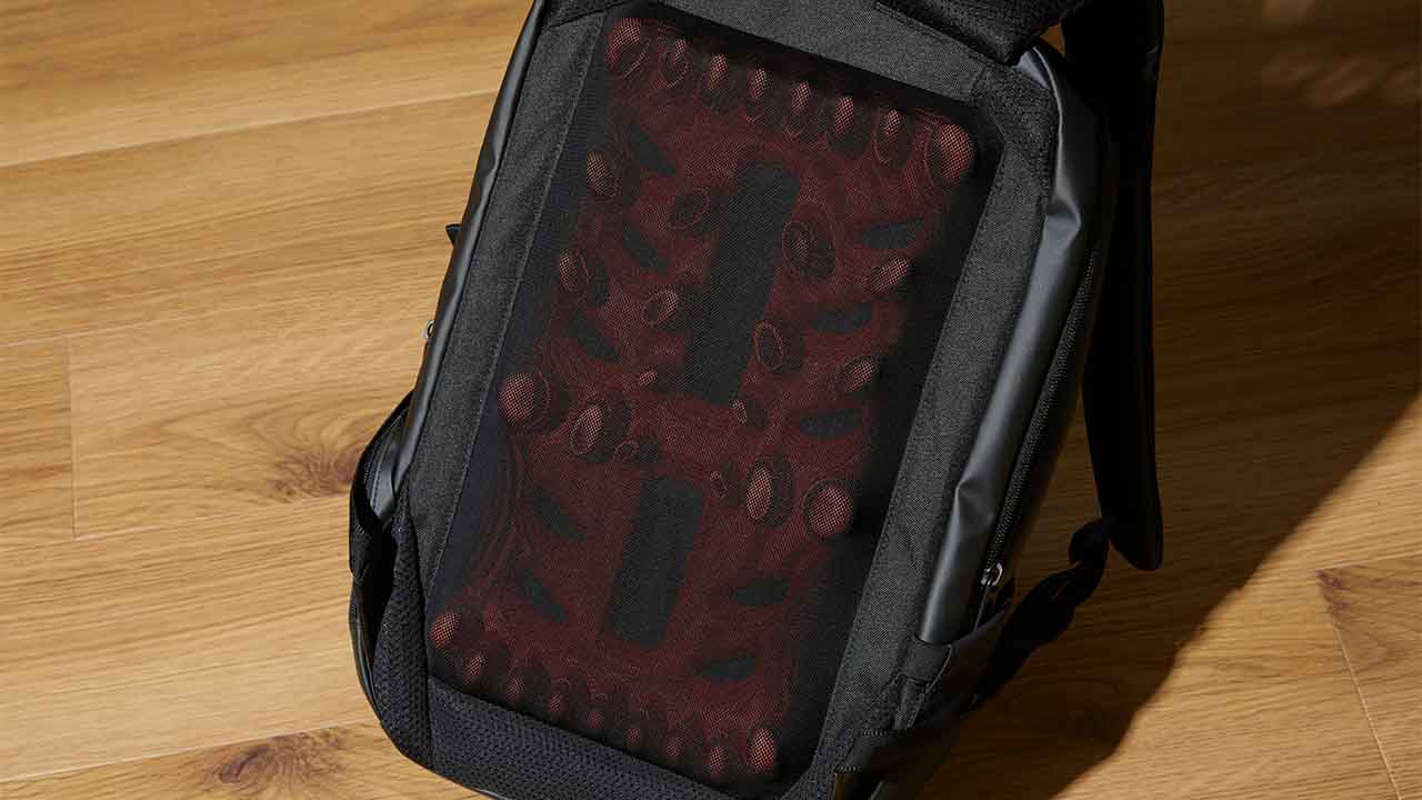 GetNaviの語らせて！】本当に蒸れない？バックパックに一家言どころか 