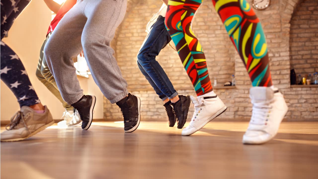 ダンス向きの服やパンツを取り扱うブランドを紹介