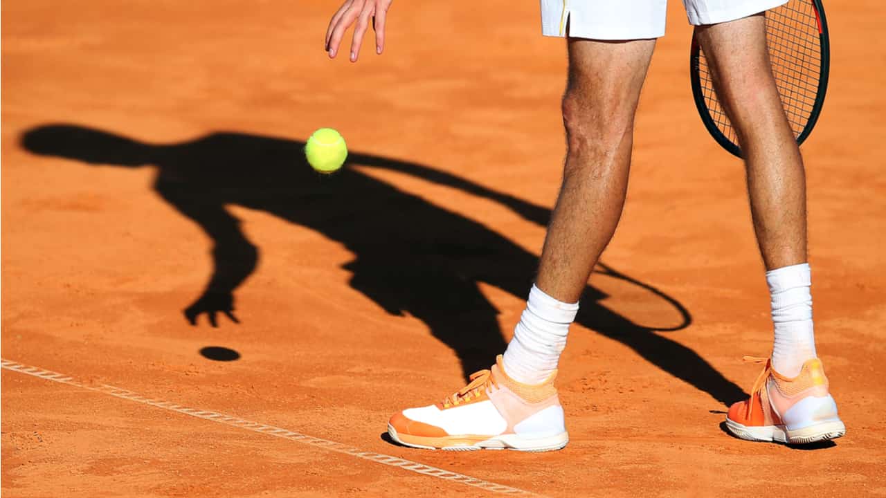オールコート用テニスシューズの特徴や選び方について解説