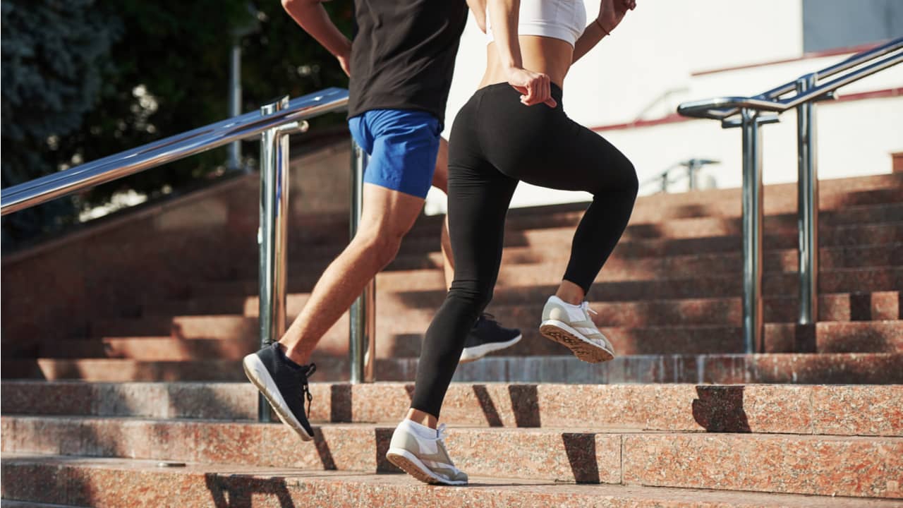人気のランニングシューズを展開しているおすすめブランドを紹介