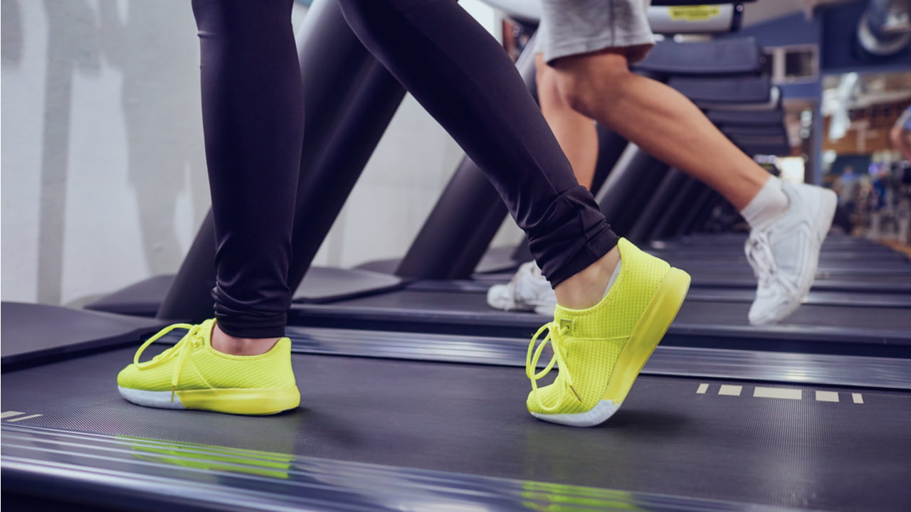 おすすめのランニングシューズをシーン別に紹介