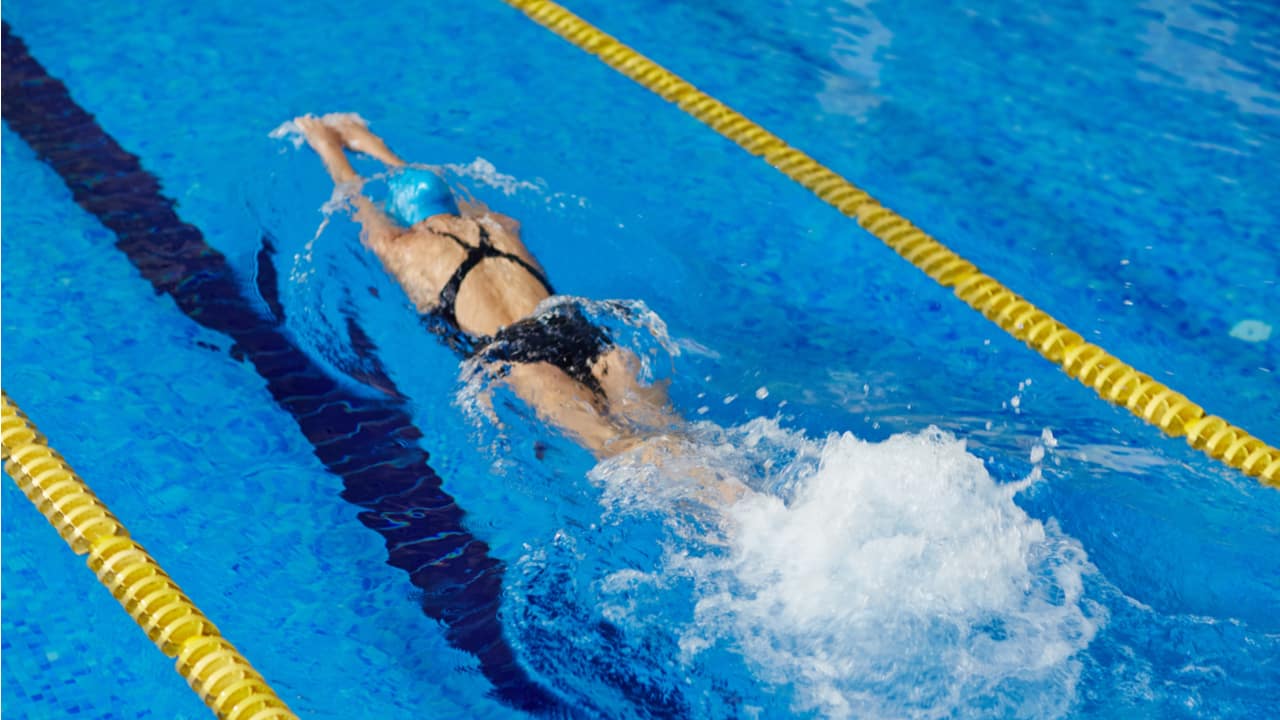 レディース用スイムキャップ 帽子 はどう選ぶ 種類や注意点について