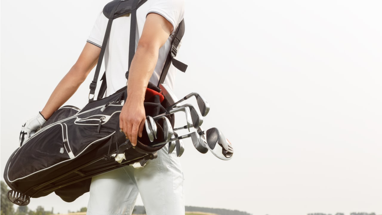 ゴルフバッグをそろえよう 選び方やおすすめのブランド