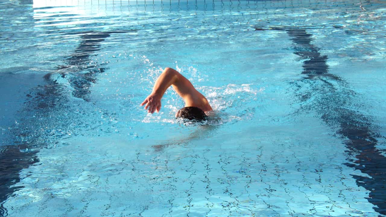 プールの持ち物まとめ あると便利なアイテムやおすすめブランドも紹介