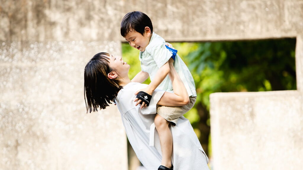 子どもが泣き止む 手のひらを冷却する 新 暑さ対策グッズが女性にも支持される理由とは