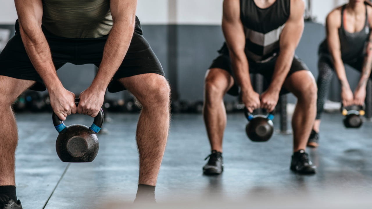 トレーニングを始めよう！筋トレと体幹トレーニングの違いや得られる効果