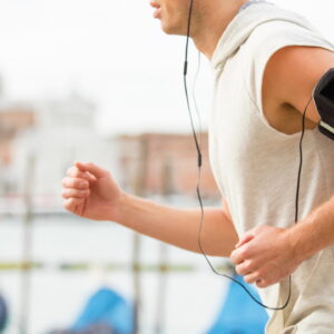 ランニングバッグのおすすめは 選び方や人気のブランドを紹介 ランニングバッグのおすすめは 選び方や人気のブランドを紹介