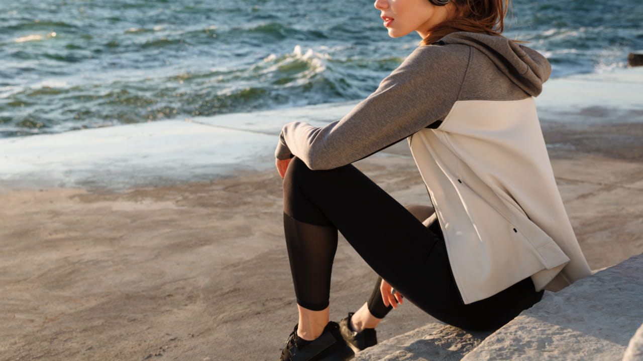 レディーススポーツウェアをおしゃれに着こなそう 基本のアイテムを紹介