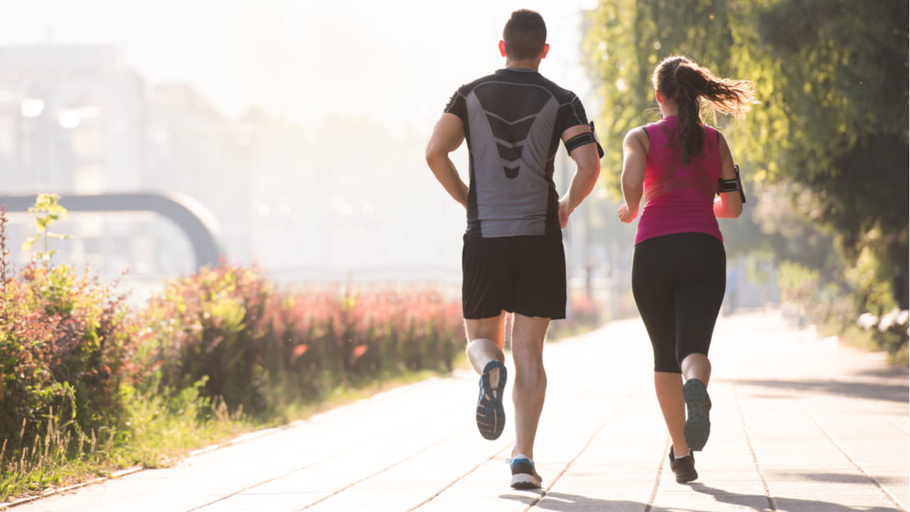 ランニングの基本を解説 効果や走る際のポイントとは