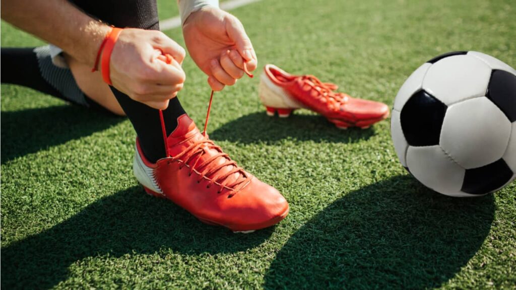 サッカーシューズをそろえよう おすすめのブランドや履き分けについて サッカーシューズをそろえよう おすすめのブランドや履き分けについて