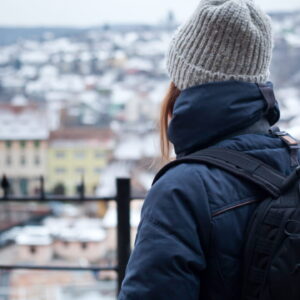 レディースダウンジャケットは機能性と着回し力で選ぼう お手入れ方法もチェック