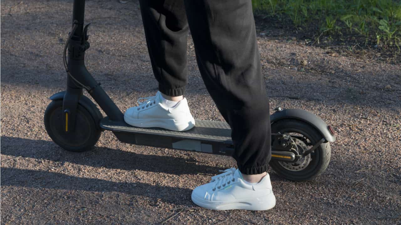 レディーススウェットパンツのおすすめを紹介 人気ブランドやコーディネートのコツ