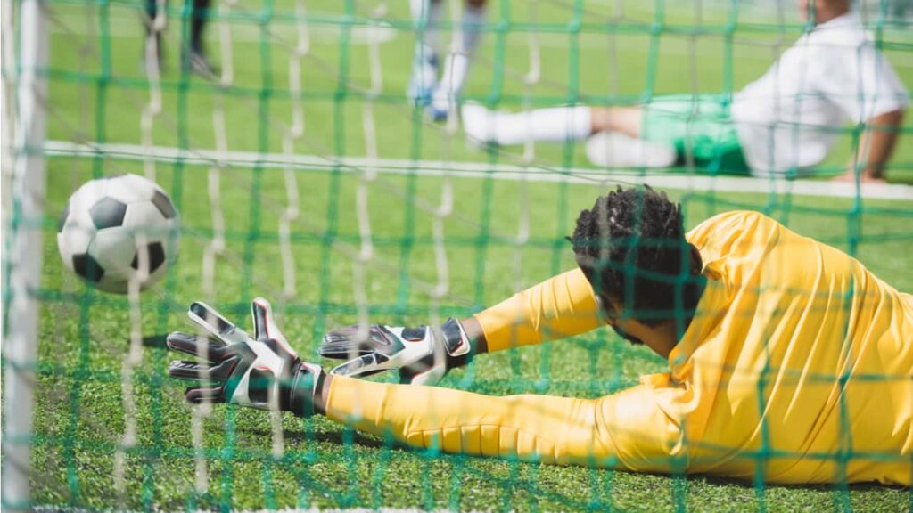 サッカー用ヘアバンドの役割や効果 人気のタイプを紹介
