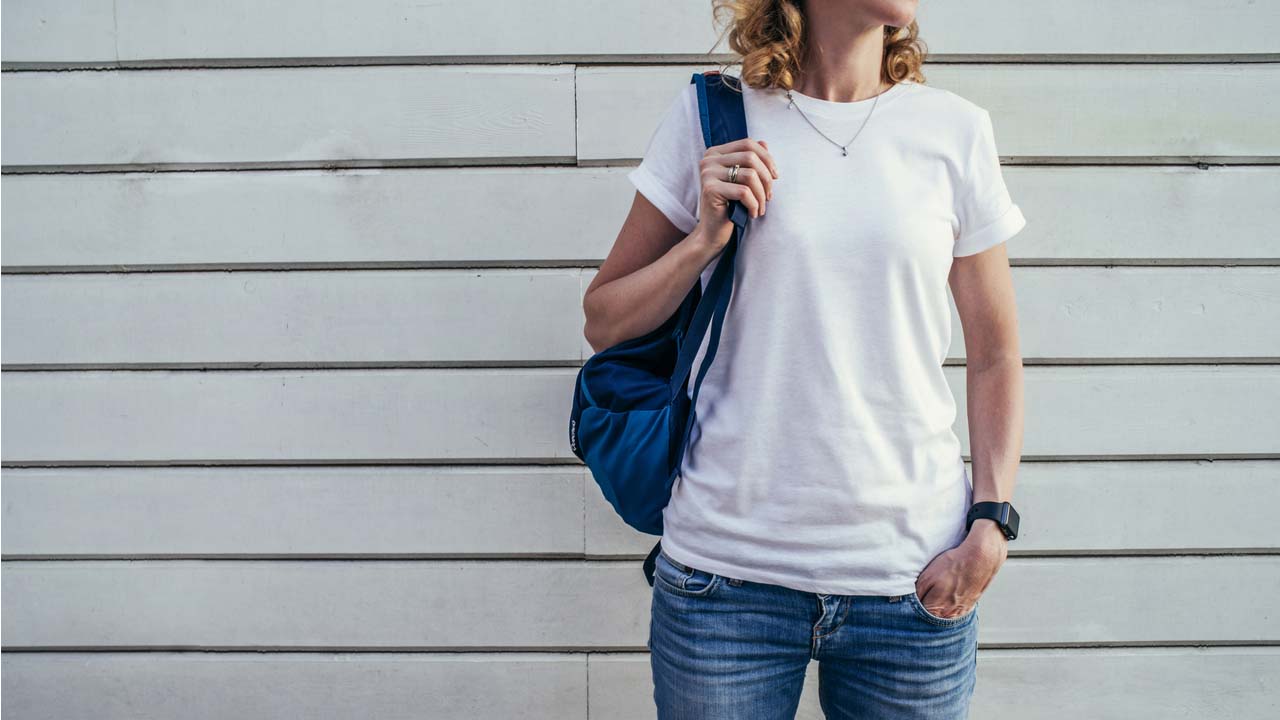 無地のtシャツを着回そう シーン別コーデやおすすめのブランドを紹介