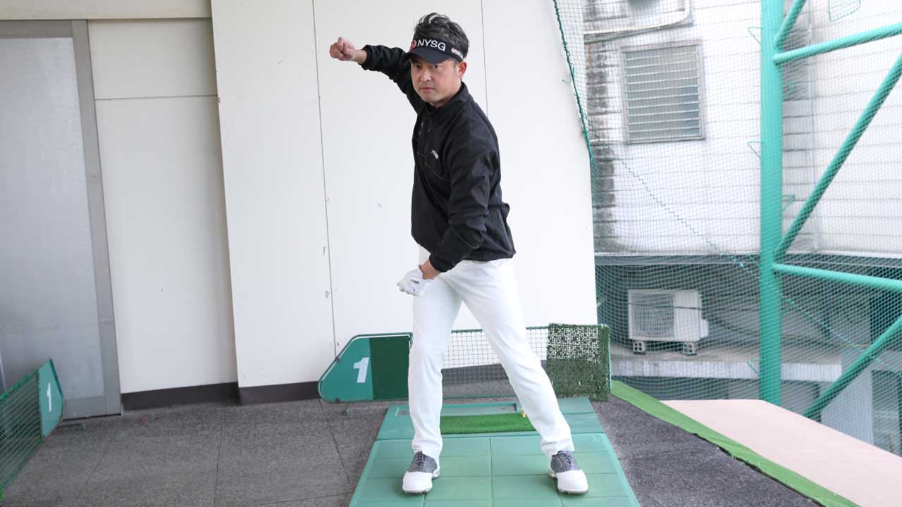 ゴルフのグリップの握り方と実践練習を徹底解説！真っ直ぐ打つ秘訣とは？