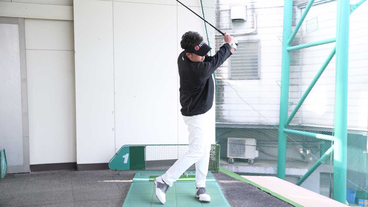 ゴルフ練習場 打ちっぱなし練習徹底解説 3段階の振り幅練習を伝授