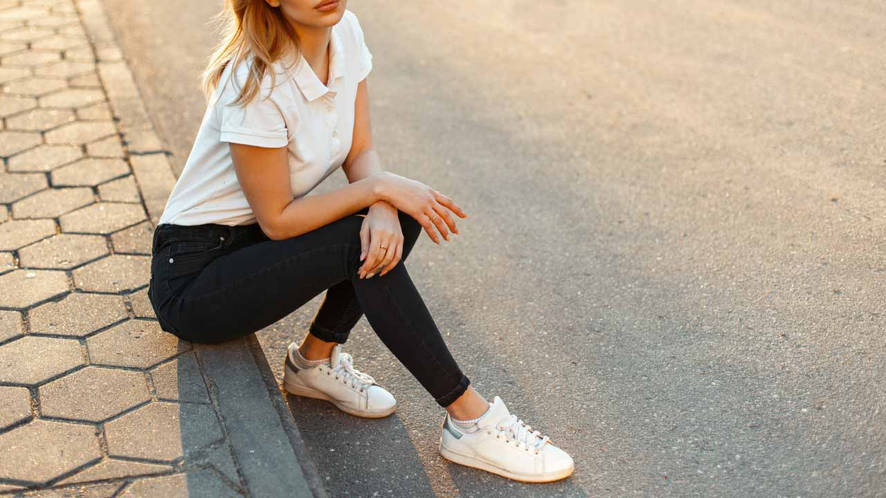 ポロシャツの下に着るインナーのおすすめや選び方、人気ブランドを紹介