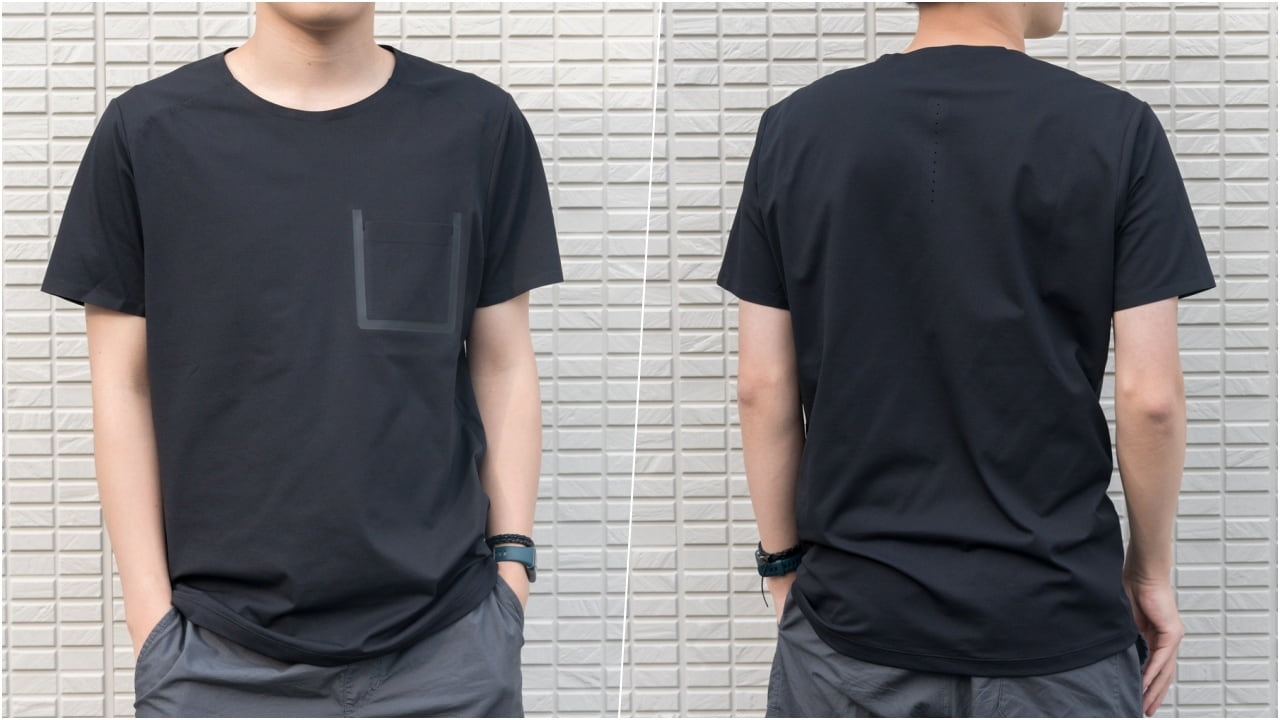 背中に穴…！？夏でも超快適な「高機能Tシャツ」見つけた！