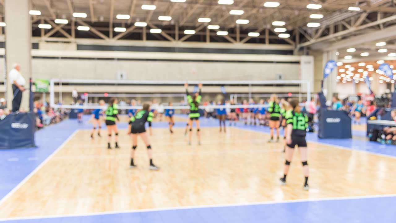 バレーボールのコートの大きさってどれくらい ラインの意味やルールを理解しよう