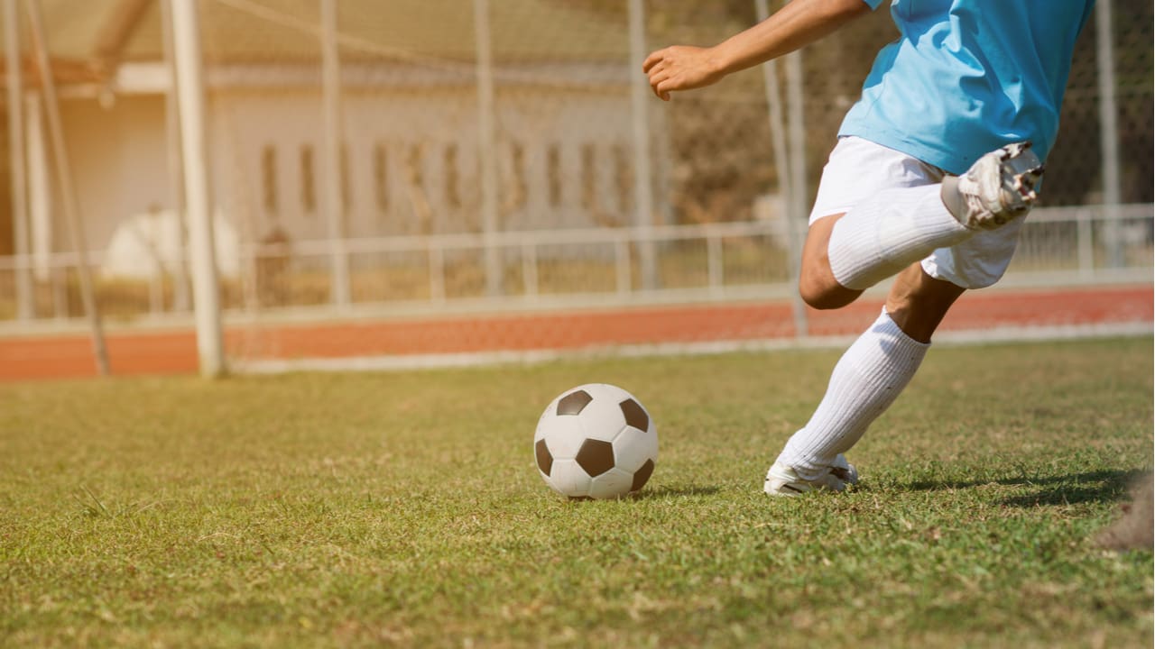 サッカーのフォワードに求められる役割や動き 練習方法を解説 サッカーのフォワードに求められる役割や動き 練習方法を解説