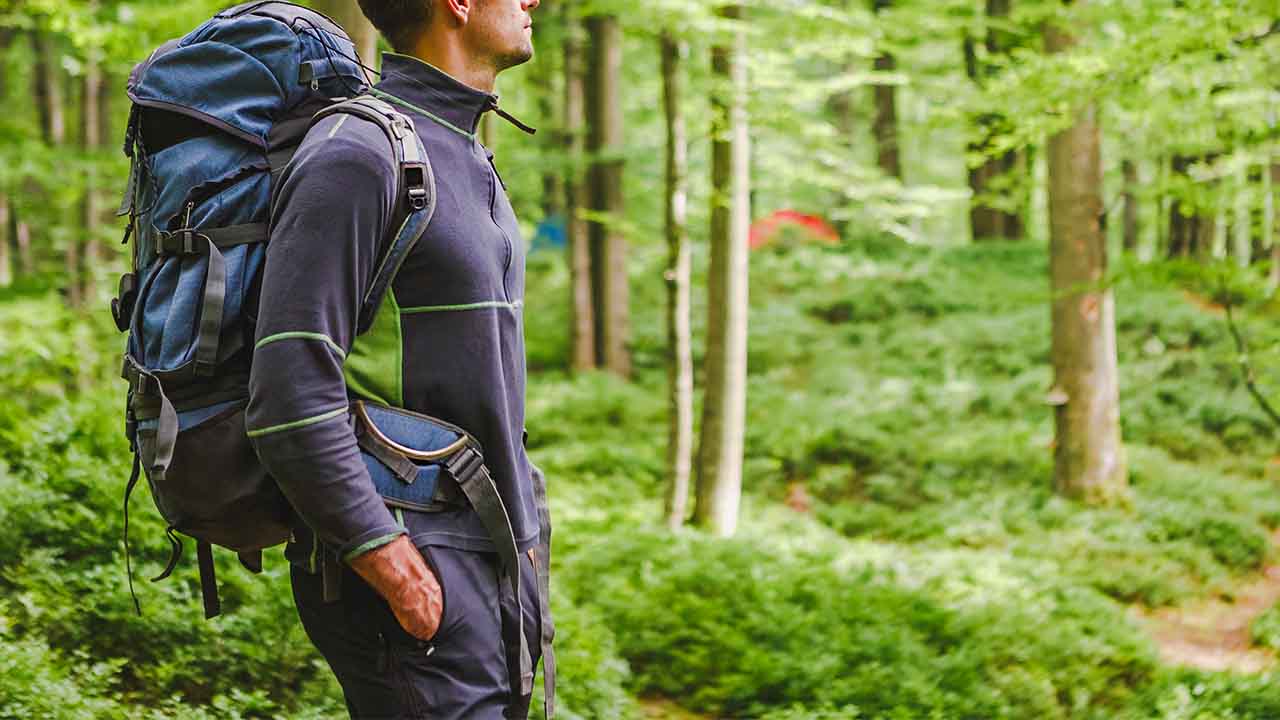 メンズ向けフリースの魅力 コーディネート方法や人気ブランドを紹介