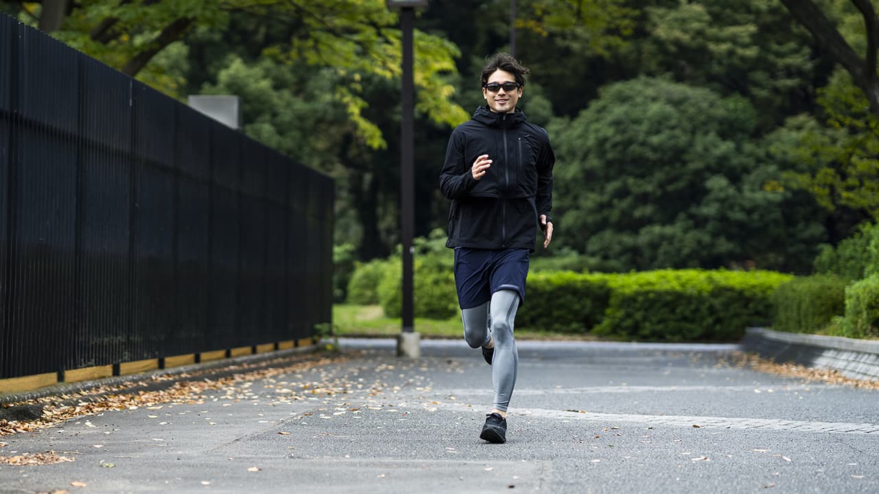 2022年冬メンズランニングウェア】寒さ対策はトップスで解決！