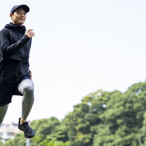 冬のランニングウェアは寒さ対策がポイント おすすめのブランドは