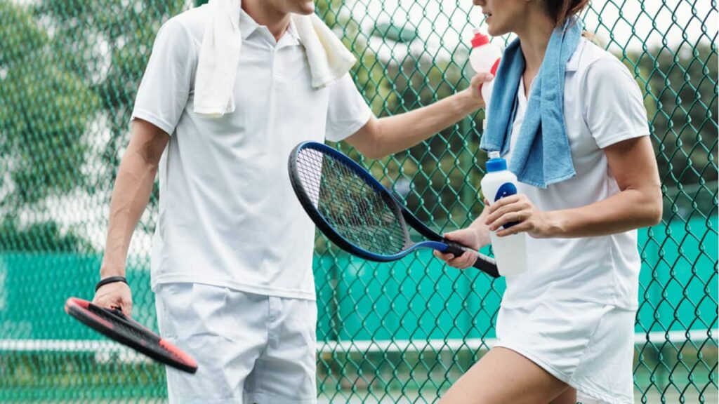 テニスの練習着が欲しい！種類別にメンズ・レディースのおすすめ商品を紹介