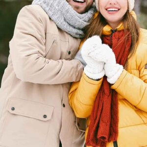 暖かい服で冬を乗り切る!素材や着こなし方、おすすめのアイテムを紹介