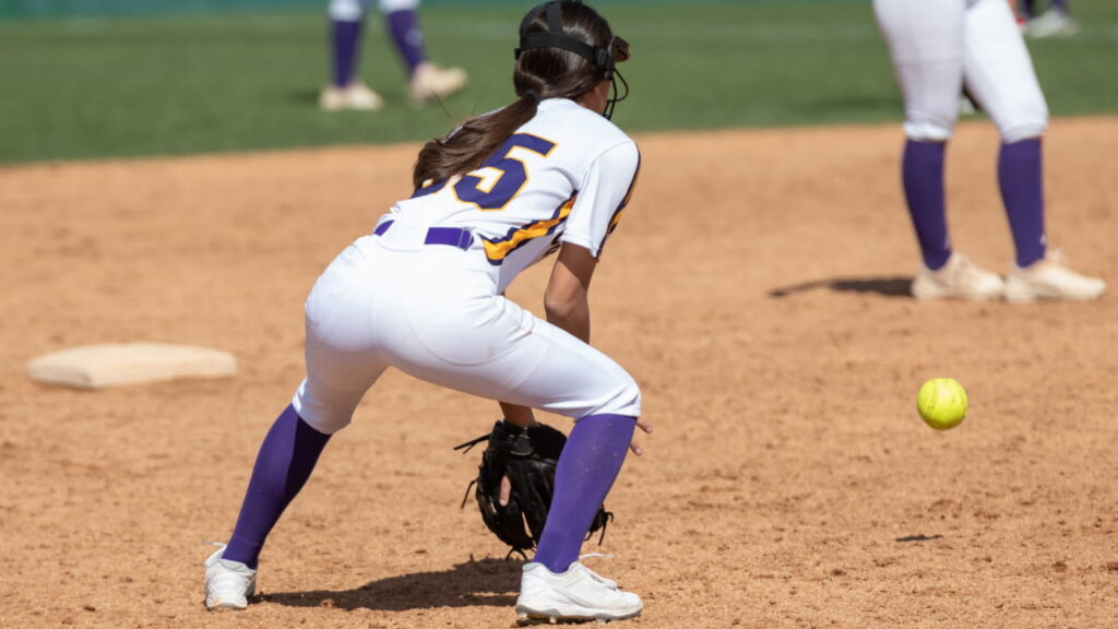 ソフトボールのルールを分かりやすく解説！試合は何回まで？