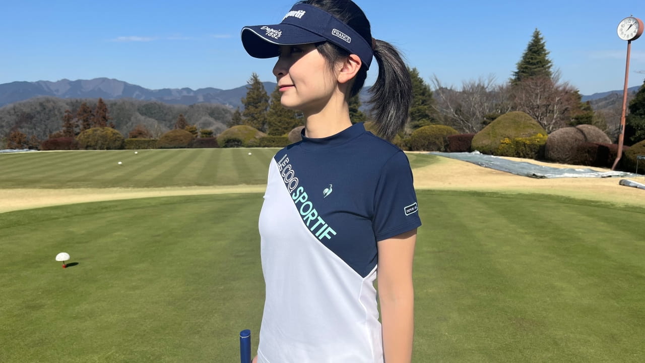全ゴルフ女子にすすめたい。スポーティーで清純派なウェアがたまらなく
